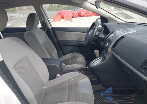 2011 Nissan Sentra 2.0S z USA, uszkodzony, nr VIN 3N1AB6AP3BL648647